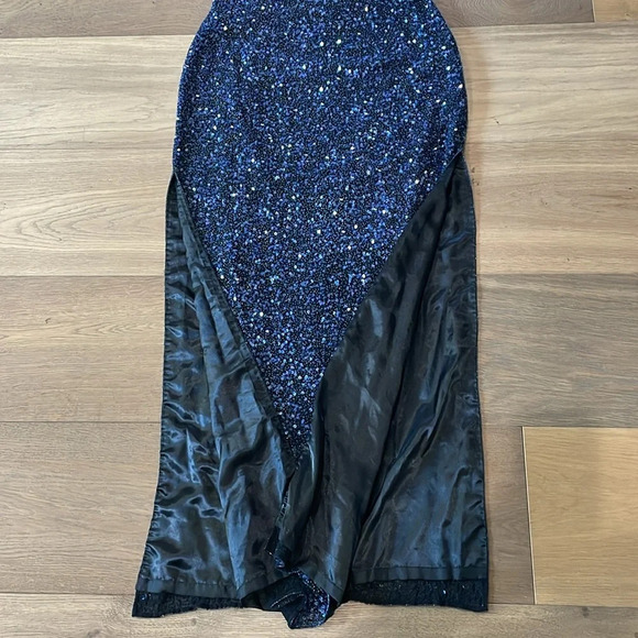 SCALA Vintage 100% Silk GORGEOUS Navy One Shoulder Beaded & Sequin Gown Size XL - Picture 8 of 13